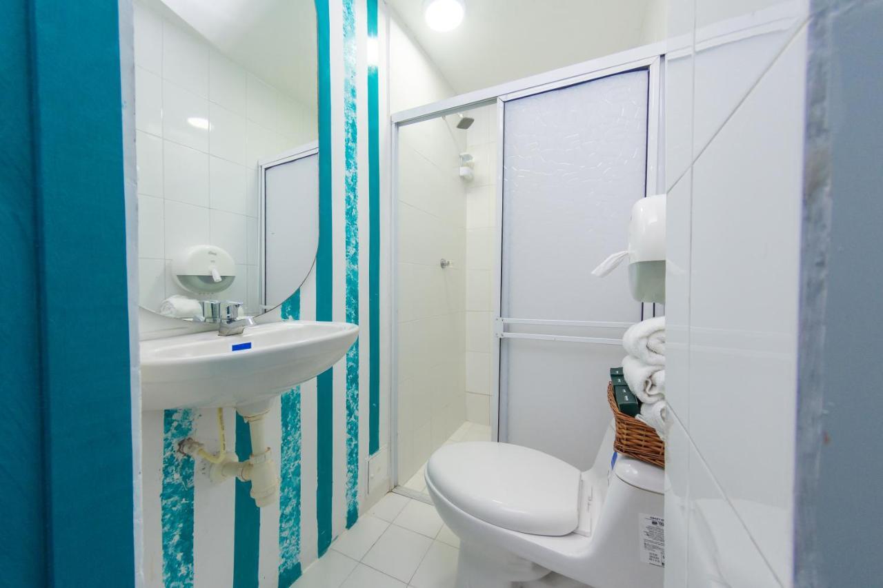 Hotel Ayenda Cartagena Blue 1804 Bagian luar foto